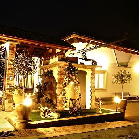 Roddi Wellness Suite Na' Canuna' מראה חיצוני תמונה