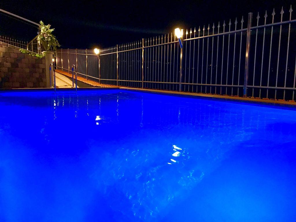 Roddi Wellness Suite Na' Canuna' מראה חיצוני תמונה