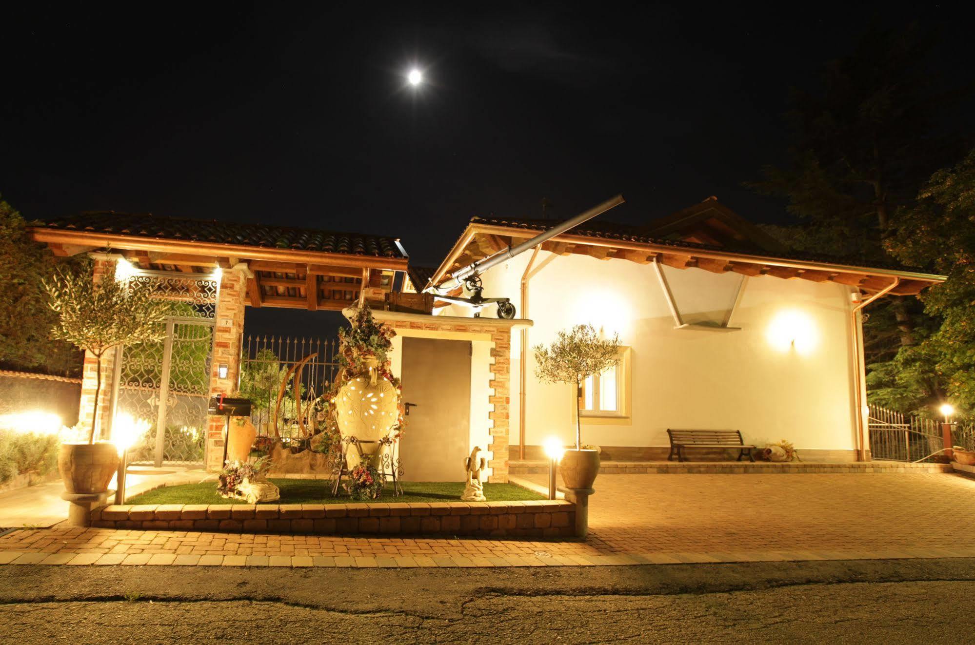 Roddi Wellness Suite Na' Canuna' מראה חיצוני תמונה