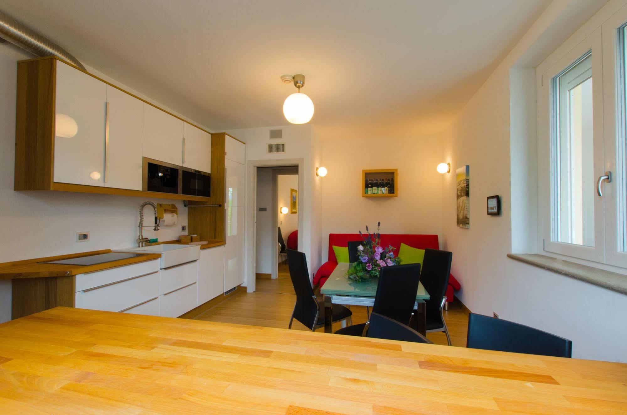 Roddi Wellness Suite Na' Canuna' מראה חיצוני תמונה